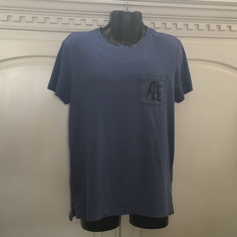 American Eagle Light Blue Men’s T-Shirt